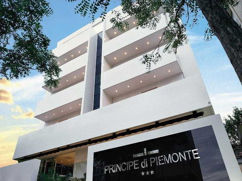 Hotel Principe Di Piemonte Rimini Bagian luar foto